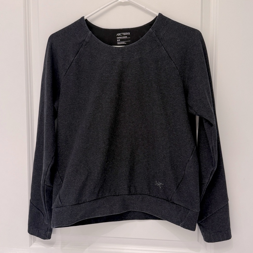 Arc’teryx Women’s Pullover - Size Small